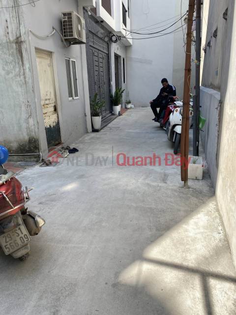 Bán đất ngõ 193 Bồ Đề vuông đẹp, lô góc oto đỗ cổng, chỉ nhỉnh 10t còn tl _0