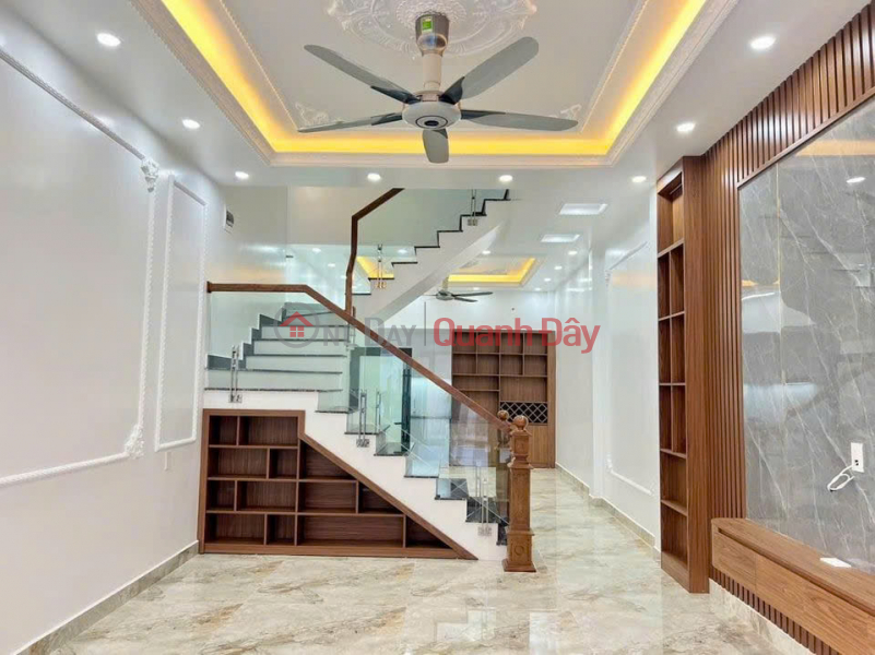 Property Search Vietnam | OneDay | Residential, Sales Listings | House for sale in Ngo Gia Tu - Hai Phong, 68m2, 4 floors, yard and gate, PRICE 4.86 billion near Trung Hanh