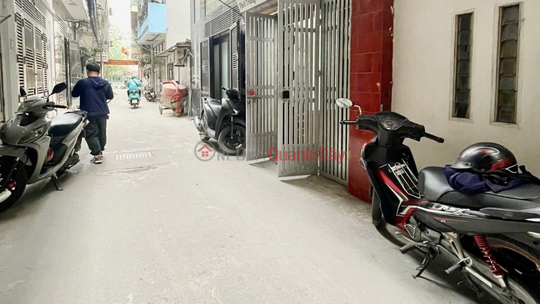 Bán nhà phố Trịnh Đình Cửu - Hoàng Mai –PHÂN LÔ ĐẸP – Ô TÔ ĐỖ CỬA – NGÕ THÔNG - CHỈ 10,89T Niêm yết bán