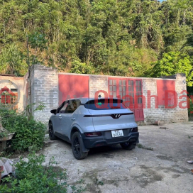 Selling a 688m2 plot of land (28.5m frontage, 32.5m rear, with 150m2 of residential land and a level 4 house frame) in Nam Doi residential area. _0