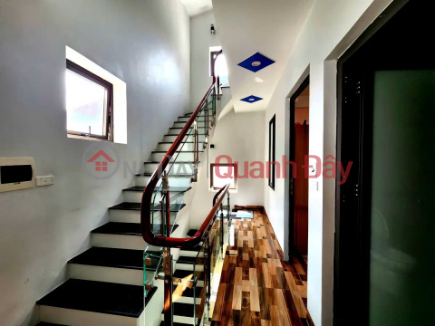 BEAUTIFUL HOUSE FOR SALE - READY TO LIVE ON KIM QUAN THUONG STREET, 50M2, 5 FLOORS, FRONTAGE 5.5M, 11.8 BILLION. LONG BIEN. _0