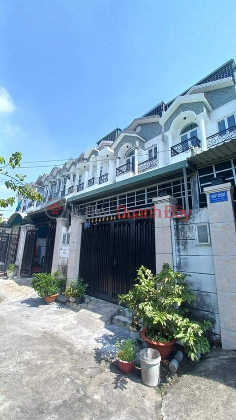 Owner needs money to sell urgently, 3-storey house, 4 T\/118M2. House raft Town center CAR TO HOME . _0