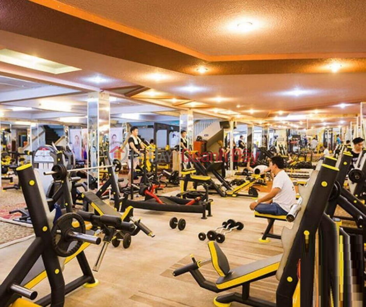 ► Nhà đường Ô tô ngay Chợ Đống Đa, 190m2, ngang 8m, 3 tầng cứng, đang Kinh Doanh, 12.x tỷ Niêm yết bán