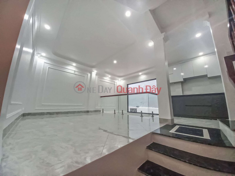 đ 7 Billion, Ngoc Thuy, newly built beautiful house, car, near market, good security, 52m2x 6 floors, 7 billion