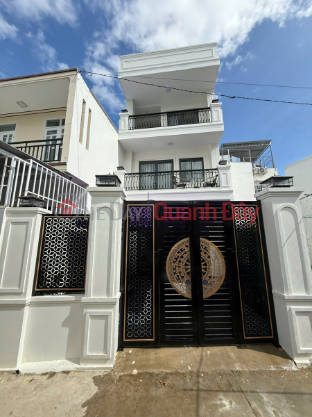 BEAUTIFUL 3-STORY HOUSE FOR SALE IN A CAR-ACCESSIBLE ALLEY IN VINH NGOC, TAY NHA TRANG WARD. Sales Listings