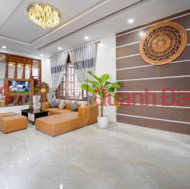 Beach Villa for Sale in the Center of Tay An Thuong Street, Ngu Hanh Son District, Da Nang for Only 2X Billion _0