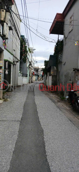 RARE!!!<br \\/> - KHANH VAN LAND<br \\/> Located on a wide road with easy access for cars, near Ring Road 4. Abundant amenities. Sales Listings