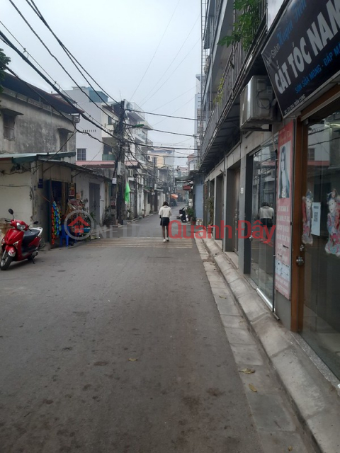 OWNER'S EXTREMELY FAST SALE IN THE WEEK, BIKE SELLER, Tan Phu District, CAR Alley, 61m2 7 BILLION 5 OFF Sale 5.1 BILLION _0