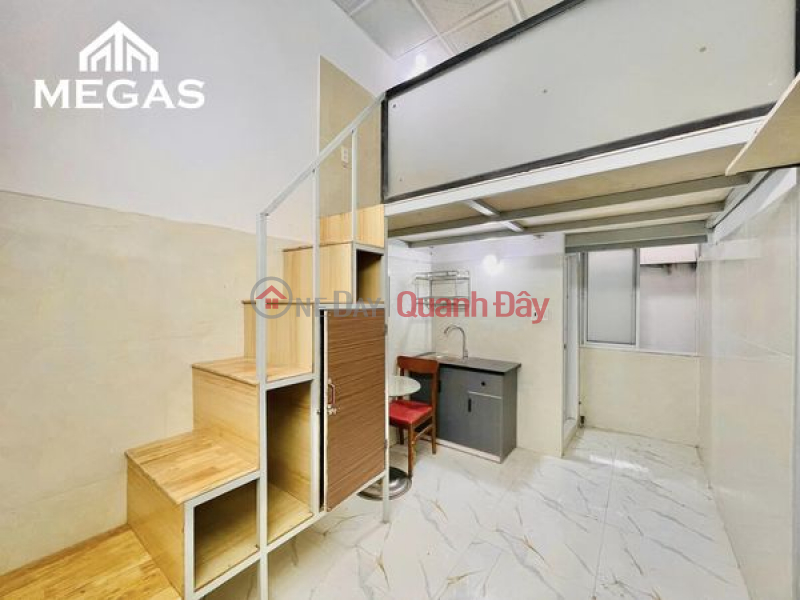 Duplex room on high floor with extremely preferential price in Ward 14, Tan Binh Rental Listings