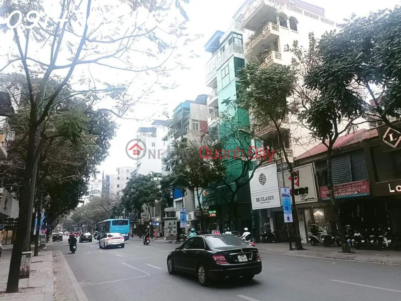 Siêu phẩm nhà mặt Phố Huế 300 tỷ, 350m2, mặt tiền 10 m, view đẹp, kinh doanh sầm uất Niêm yết bán