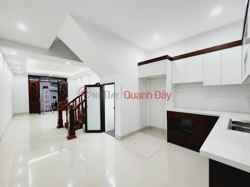 House for sale in Nguyen Van Huyen, Hoang Sam, area 32m2, 4m, 3.8m, price slightly 8 billion, beautiful like a beauty queen | Vietnam | Sales đ 8.8 Billion