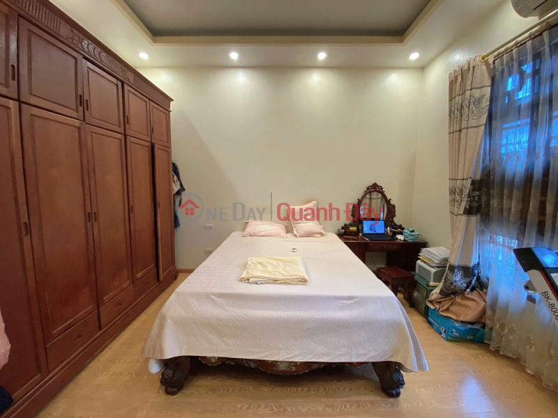 đ 19.3 Billion, SUPER RARE - House for sale, car parking at the door, Nguyen Hoang Street, Cau Giay, 52m2\\/5 floors\\/6m frontage, 19.3 billion