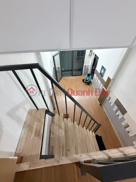 ► 25m ra MT Đinh Tiên Hoàng, 32m2, lửng đúc 2PN 2WC, 2.x tỷ _0