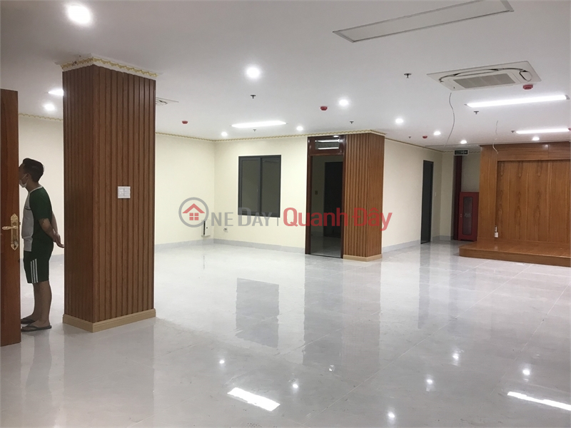 Space for rent in Chi Linh residential building, tpvt 200m2\\/greenhouse floor | Vietnam, Rental đ 20 Million/ month