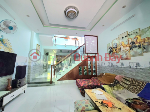 For sale HOUSE NEAR THE SEA Son Tra District Da Nang 75m2 3 Floors 4 Bedrooms Price Only 8 Billion _0