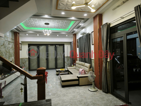 CHÍNH CHỦ CẦN Bán hoặc cho thuê Căn Nhà Góc 2 Mặt Tiền 1 Trệt 2 Lầu gần trục Hỳnh Tấn Phát, Nhà Bè sát bên _0