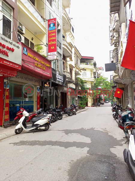 (ALLEY FRONT, NEAR STREET, CARS CAN AVOID) House for sale in NGUYEN HONG, Dong Da, 50m2, 5 floors, 4m frontage Sales Listings