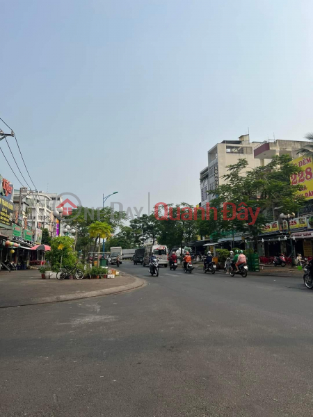 TAN BINH dong black house for sale 3 floors, 5.7X19, 107M2, ONLY 15 BILLION 98 Sales Listings