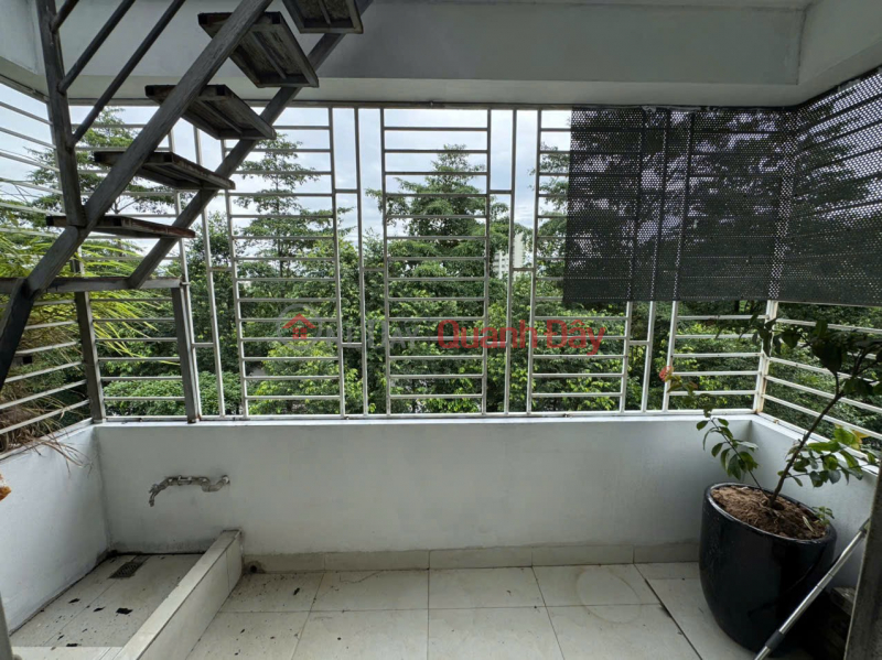 đ 10 triệu Cần Bán Nhà Mặt Tiền Trung Tâm Phố Vũ Đình Tụng, Phường Thạch Bàn, Quận Long Biên, Hà Nội