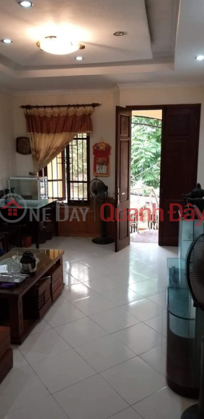 House for rent in car-avoiding alley for office, SPA business on Nguyen Phong Sac street, 42m2-5F-3N-3WC - Price 20 million | Vietnam Rental, đ 20 Million/ month