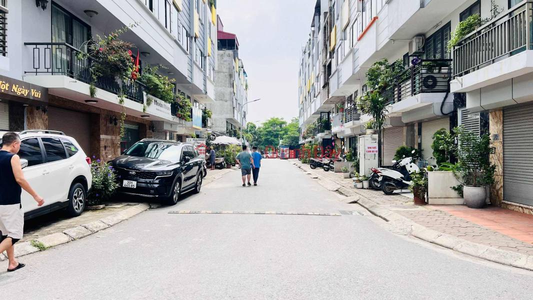 Siêu phẩm lô góc Long Biên, 57m x 6 tầng, thang máy, mặt tiền 15.6m, ôtô tránh, kinh doanh Niêm yết bán