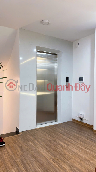 đ 8.7 Billion NEW 6-STOREY HOUSE WITH ELEVATOR - 2 MINUTES TO BA MAU LAKE - ALLEY FOR BUSINESS