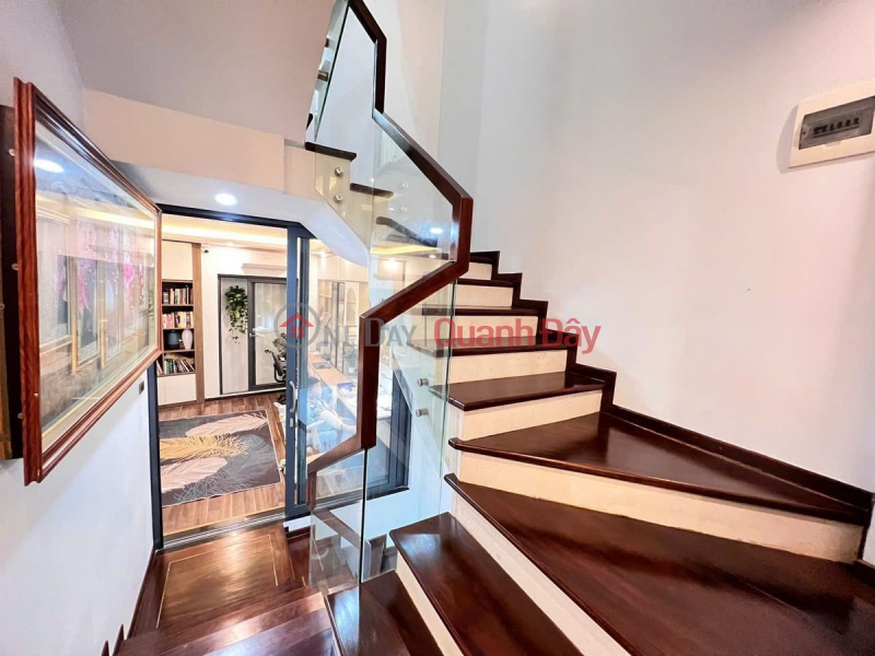 BÁN NHÀ MỚI - Ô TÔ VÀO NHÀ -FULL NỘI THẤT Việt Hưng- Long Biên 47 m2 X5 Tầng 16.8 tỷ. Việt Nam Bán, đ 16,8 tỷ