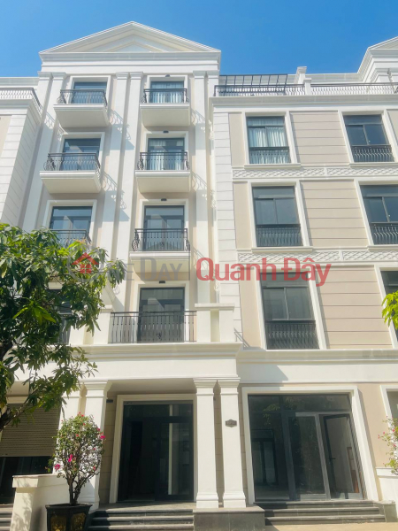 GLORY STREET HOUSE FOR RENT COMPLETE WITH Elevator-AIR-conditioner Whole house for rent in Glory Street Area of 144m2 Rental Listings