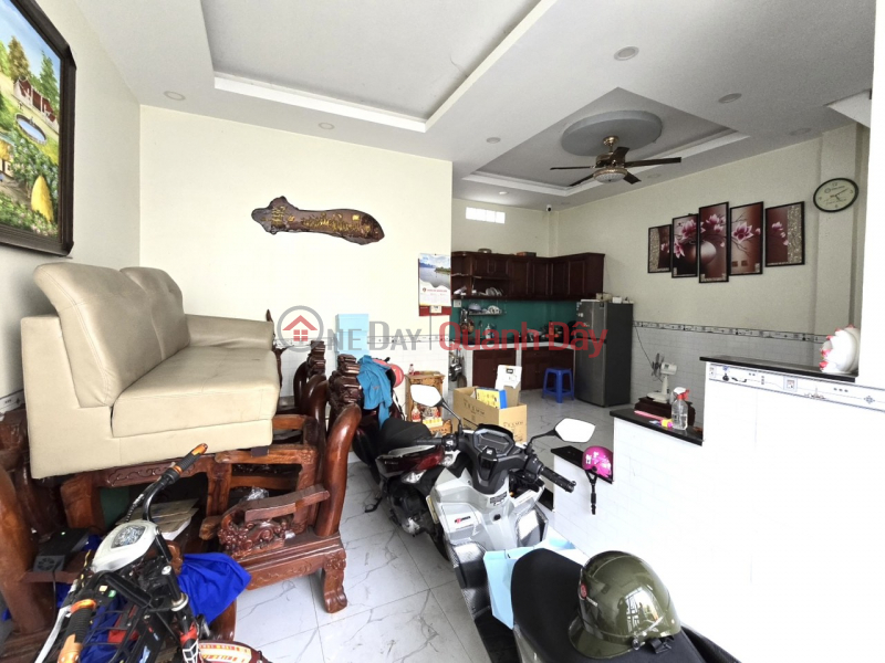 SHOCK-REDUCING HOUSE, URGENT SALE, HXH, LINH TAY, BCCT, 2 FLOORS, acreage 42M2, CHEAP PRICE ONLY 2.95TY Sales Listings