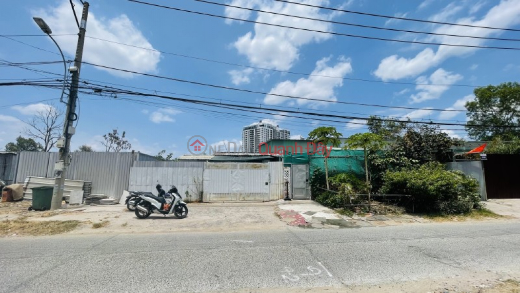 Selling land plot adjacent to SG river, frontage on Thanh My Loi street, District 2, 1200m, cheap price Sales Listings