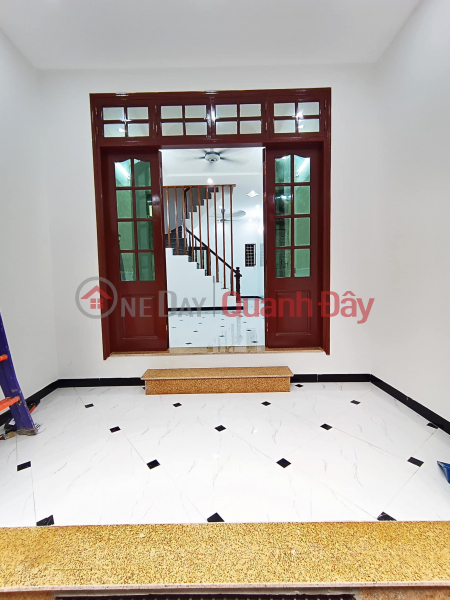 Minh Khai House, HBT, 45m2, 3 Floors, MT 3.85m, Nhon 6 Billion, Contact: 0977097287 Sales Listings