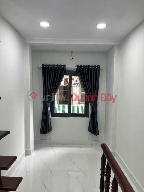 3-storey House, 3m wide, 8.5m2, CMT8, District 3 _0