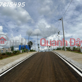 Beautiful Land Plot for Sale with Investment Price in Loc Ngai Commune, Bao Lam District, Lam Dong _0