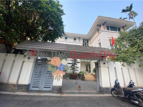 VIP-For sale Peach Garden Villa (Lac Long Quan, Vo Chi Cong) 368m2\/ 3 floors\/ 21m frontage - 230 billion _0