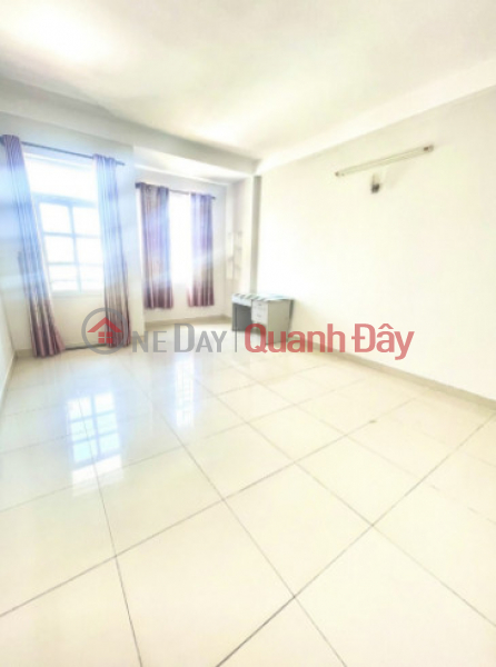 NHÀ TO GIÁ TỐT - CHỈ 8,5 TỶ CHO CĂN NHÀ 84 M2 - 3 TẦNG - KHU VỰC PHƯỜNG GIA ĐỊNH - TRUNG TÂM HCM, Việt Nam Bán, đ 8,5 tỷ