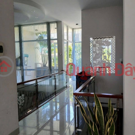 Biệt thự sân vườn gần biển 158m², gara ô tô, giá 9.8 tỷ
Nội dung bài đăng: _0