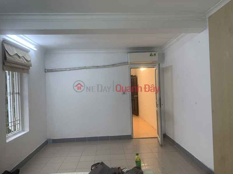 Lang Ha Ba Dinh collective apartment for rent 150m2, 3 bedrooms, fully furnished. 11 million\\/month Rental Listings
