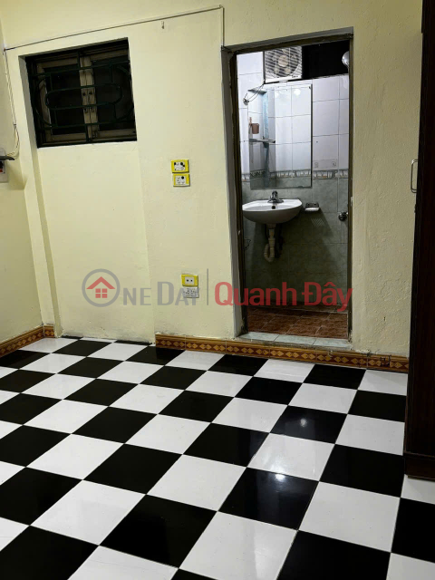 House for rent for family, group of 6 people, Thanh Nhan Street, 3 floors, 2 bedrooms, 8 million _0