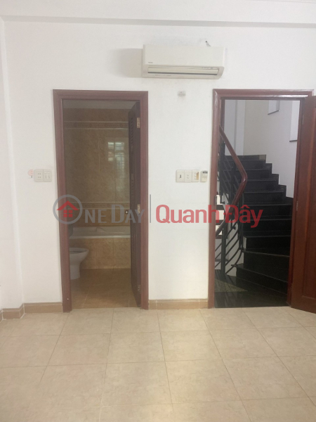 Property Search Vietnam | OneDay | Residential | Sales Listings, Tran Dinh Xu, District 1, car access to 5-storey btct house, beautiful square windows, Nguyen Cu Trinh ward, price only 14 billion.