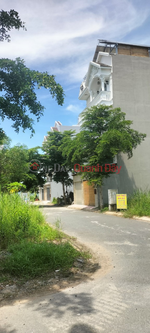 LAND FOR SALE Area: 8*11, CONSTRUCTION IMMEDIATELY. 2-WAY ASSURFACE CAR ROAD IN NHA BE (TNB) _0
