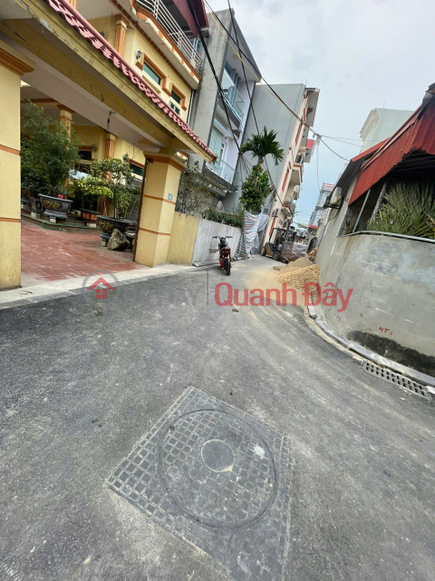 Selling 53.9m2 of land in Luong No, Tien Duong - Open alley - Car - Near the lake _0