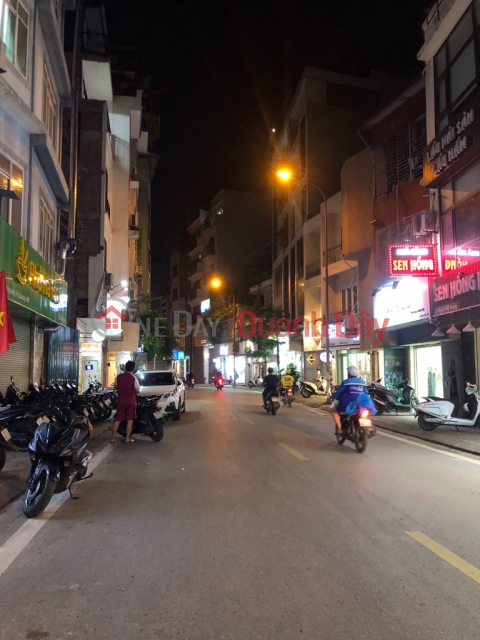 HOANG CAU STREET - BUSINESS - CORNER LOT - WIDE SIDEWALK - 55M X 17 BILLION _0