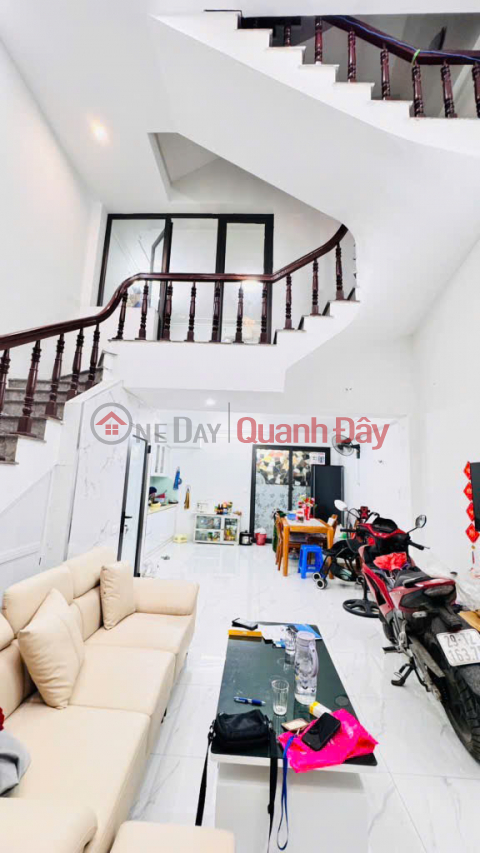 NHÀ PHÚ DIỄN – 36m2 x 5 TẦNG ĐẸP – GẦN DH TÀI NGUYÊN MÔI TRƯỜNG – GẦN Ô TÔ – GIÁ 8,5 TỶ _0