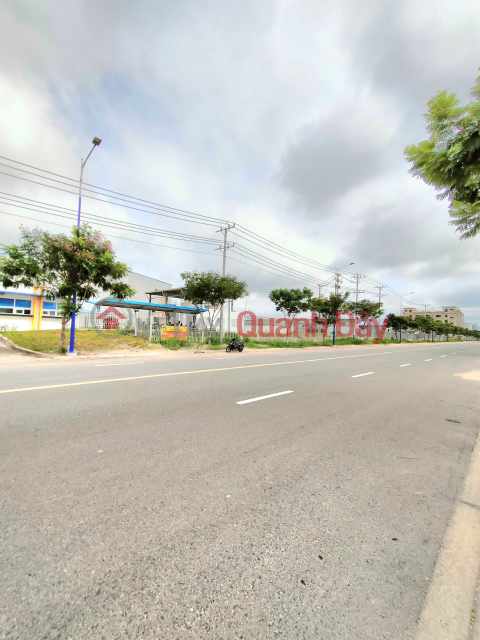 Need money for business I need to urgently liquidate a plot of land next to Becamex Industrial Park, already have a book _0