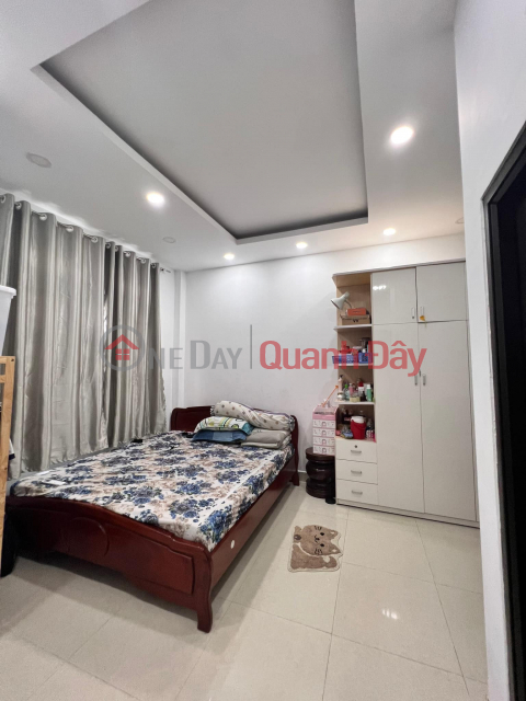 Selling a beautiful new multi-storey house in Vinh Vien District 10, 6.3m wide, only 4 billion tiny xiu _0