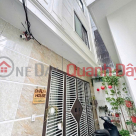 OWNER NEEDS TO SELL URGENTLY A HOUSE IN DONG MAI, HA DONG. AREA 34M2, 5 FLOORS, FULL FURNISHED _0