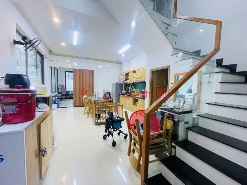 ► Mặt Tiền Nguyễn Tri Phương đường 10.5m, 230m2, 3 tầng như mới, đoạn KD Vip Niêm yết bán