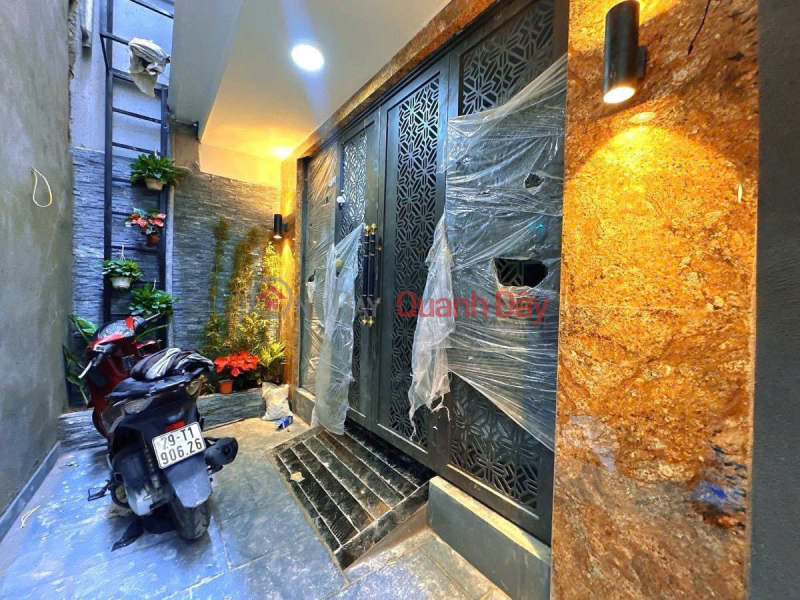 Siêu phẩm CCMN thang máy,đường Láng,Đống Đa,hạ 1 tỷ,15 tỷ x,63m2,6T, Việt Nam, Bán đ 15 tỷ