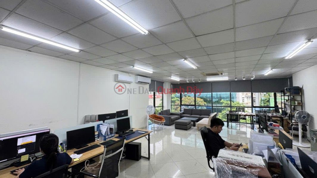 đ 60 Billion | SUPER PRODUCT ON LAC LONG QUAN STREET – CHEAPEST IN TAY HO – OVER 400 MILLION\\/M2.