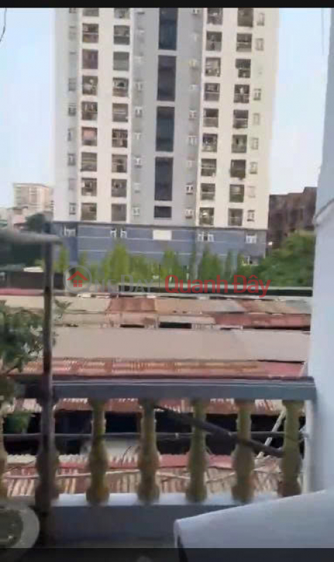 Cho thuê nhà ngõ 94 Hoàng Mai, 60m2, 2 tầng, 2 ngủ,, 9 Triệu ở gđ, nhóm sinh viên ngoan _0